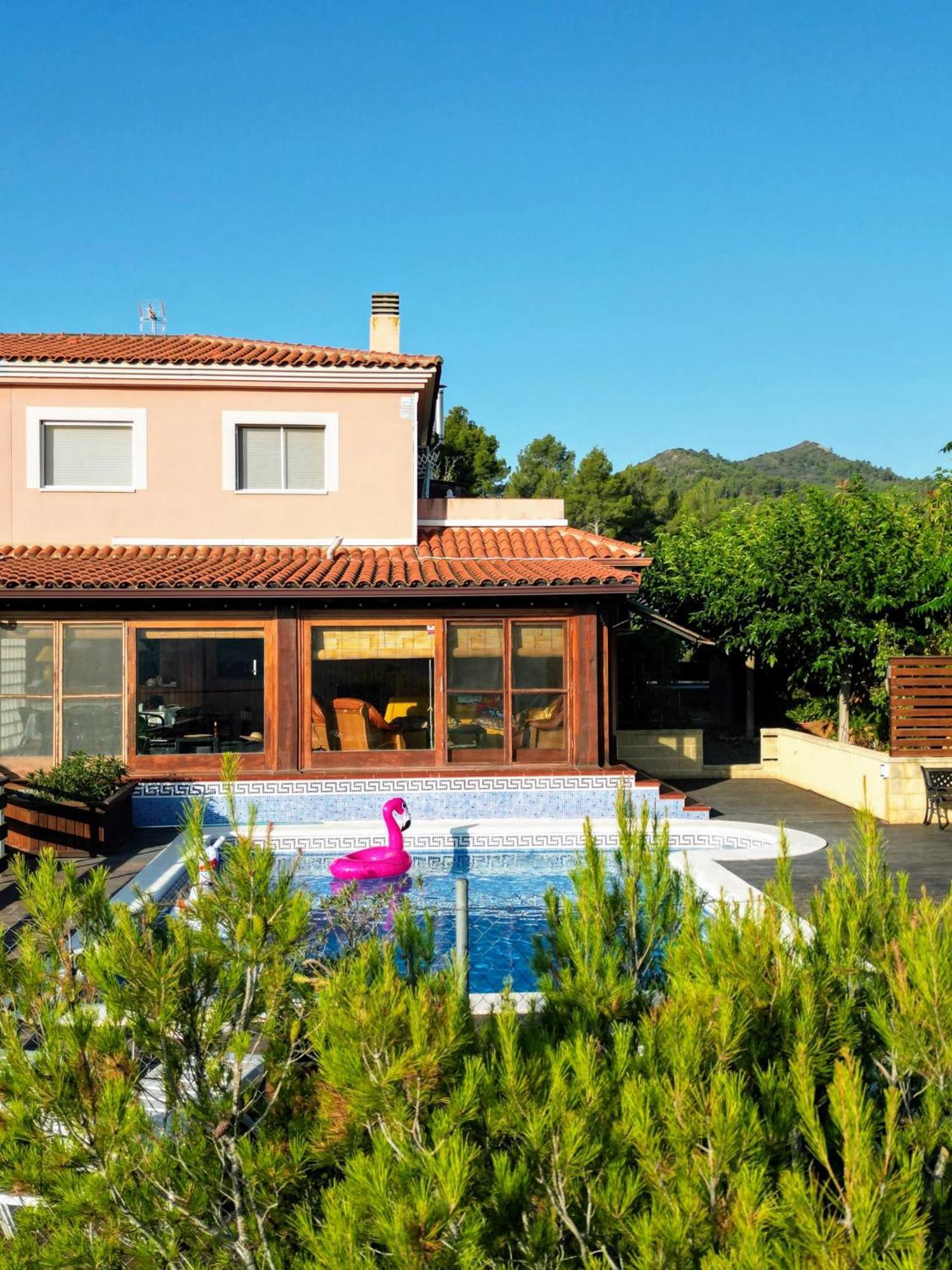 VILLA DU LAC spéciale FAMILLE, piscine et CONFORT Riudecanyes Extérieur photo