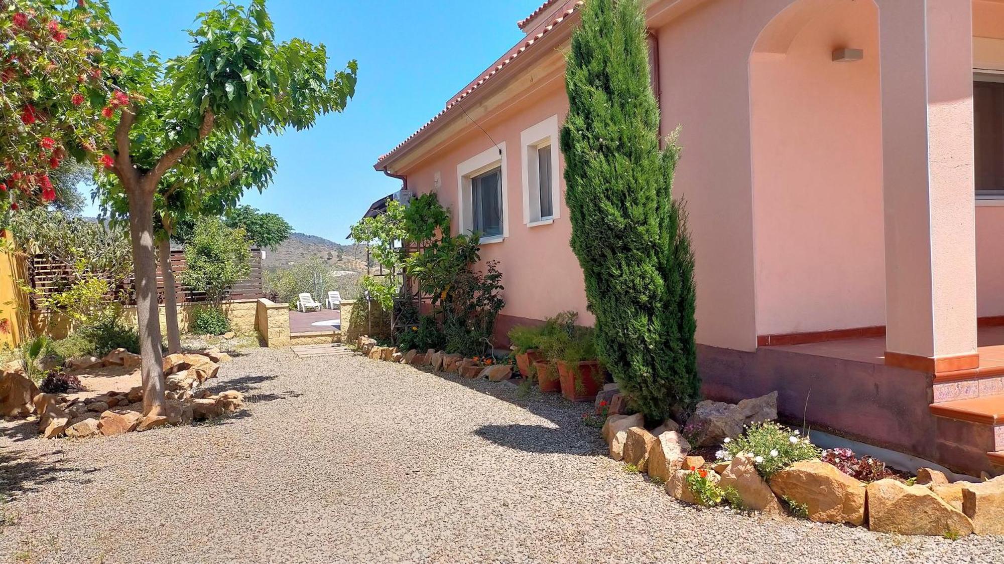VILLA DU LAC spéciale FAMILLE, piscine et CONFORT Riudecanyes Extérieur photo